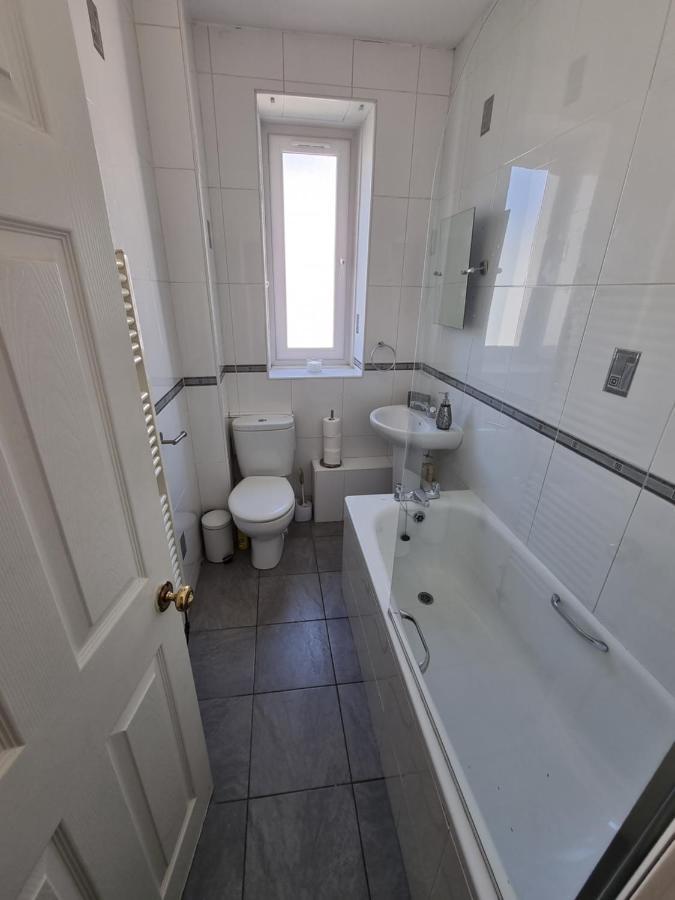Bespoke Tours Scotland Accommodation @ Morrison Street Эдинбург Экстерьер фото